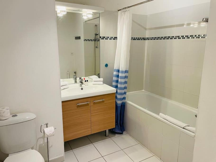 Majestic Apartment Besancon Luaran gambar